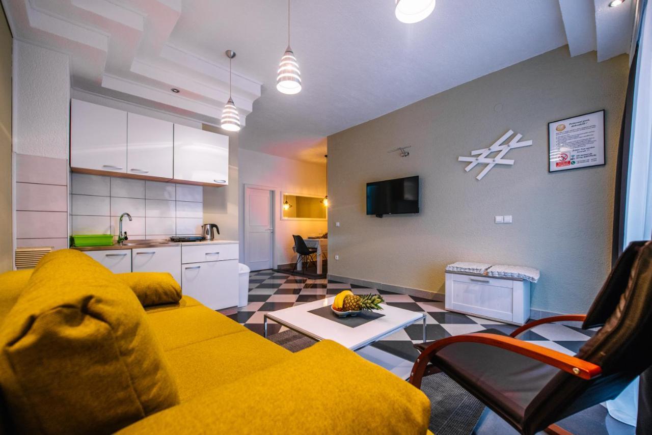 ליבנו Apartman Luka מראה חיצוני תמונה