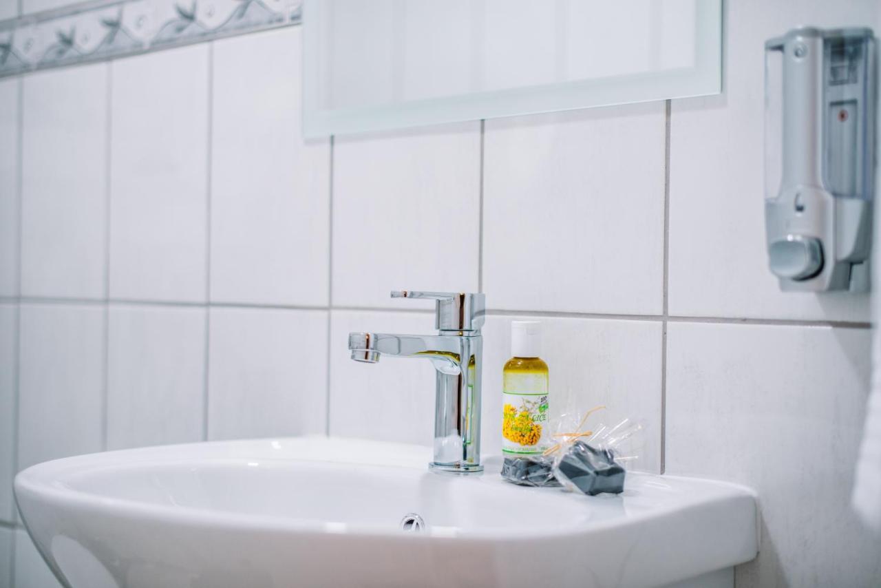 ליבנו Apartman Luka מראה חיצוני תמונה
